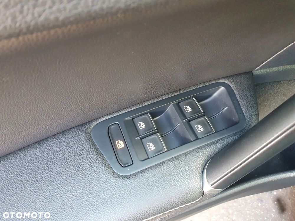 Volkswagen Golf 1.4 GTE Plug-In-Hybrid DSG - 20