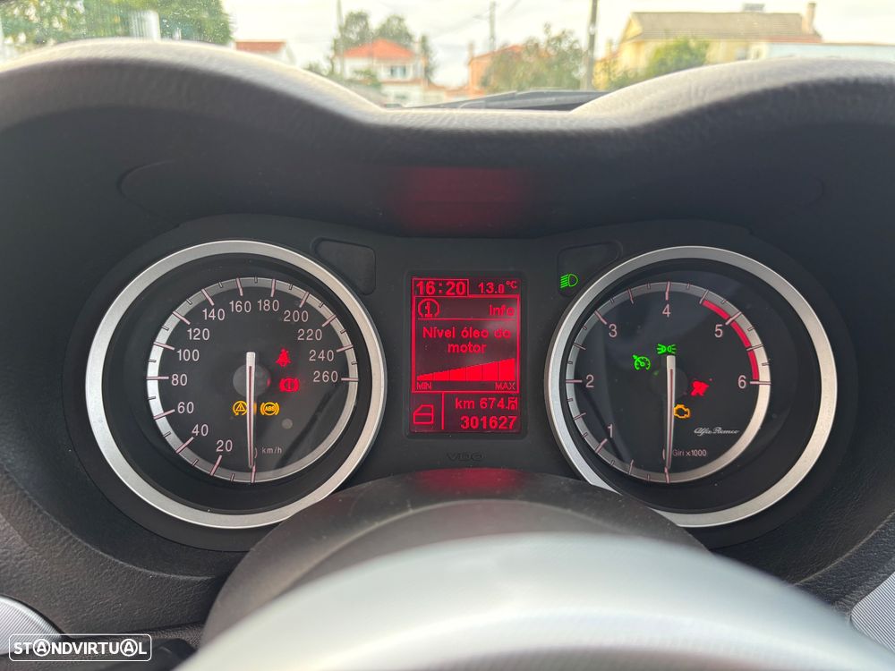 Alfa Romeo 159 Sportwagon 1.9 JTDm 16V - 7