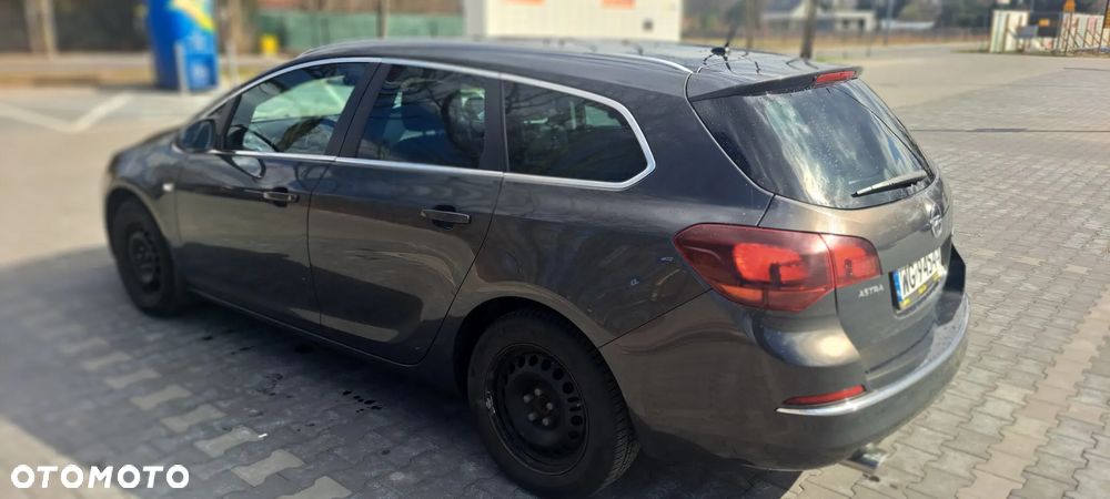 Opel Astra 1.4 T Cosmo - 9