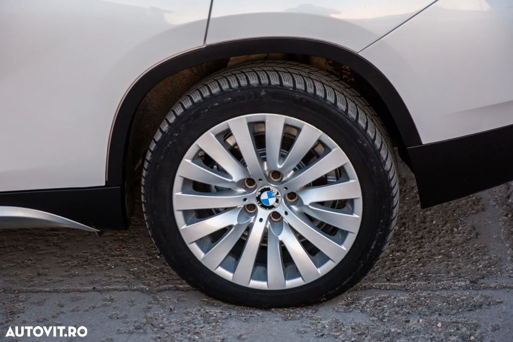 BMW X1 xDrive28i Aut. - 10