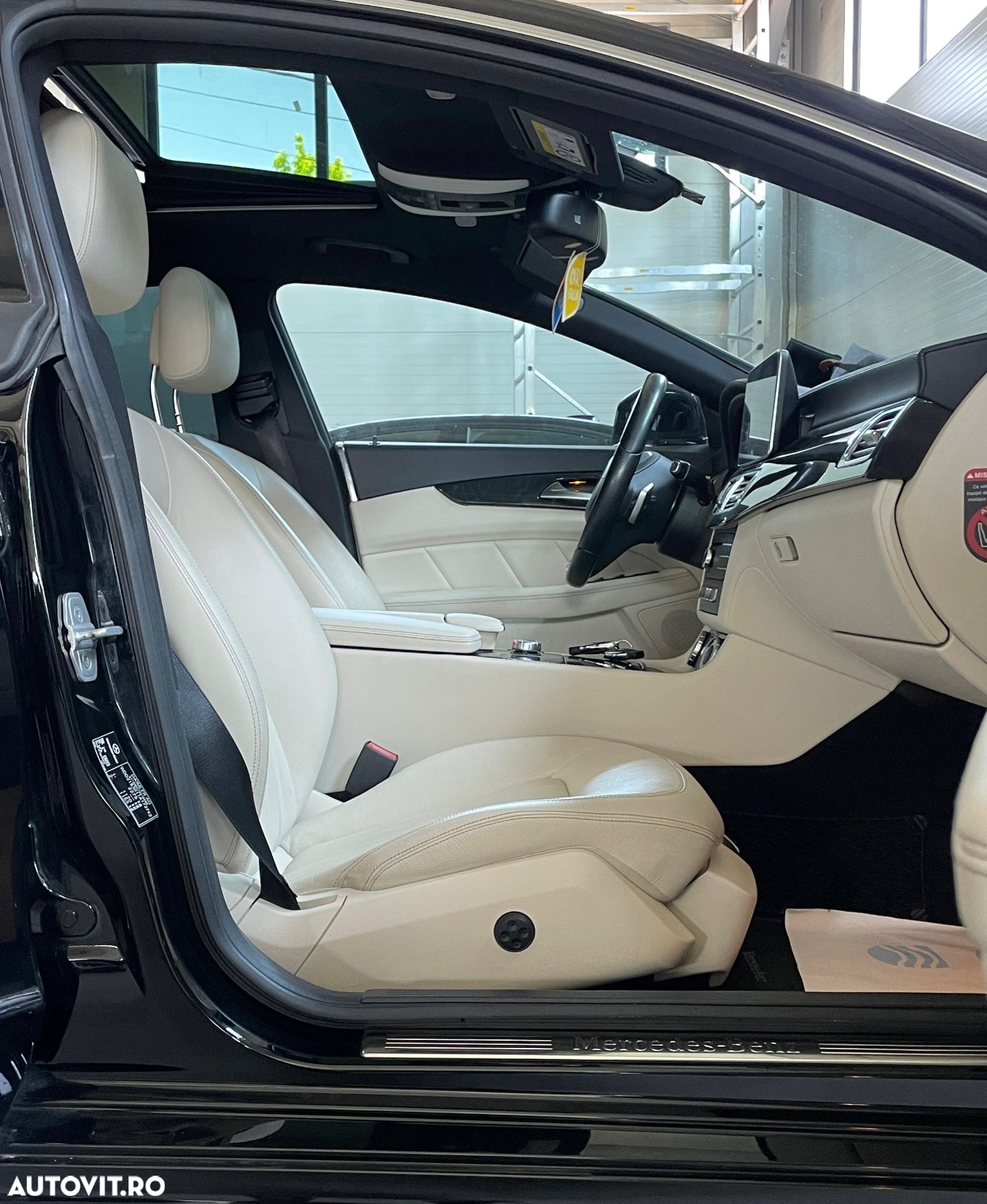 Mercedes-Benz CLS - 14