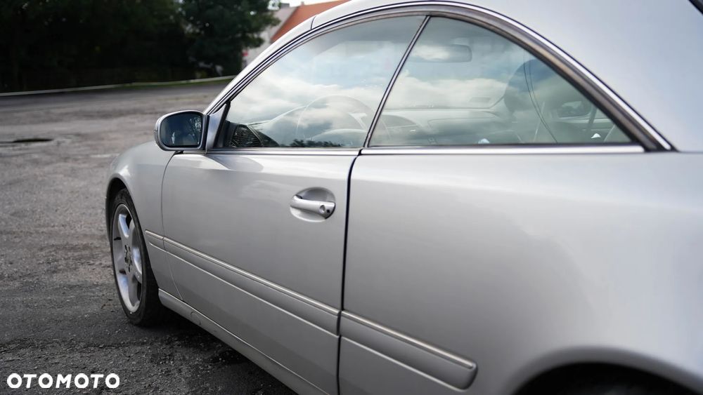 Mercedes-Benz CL 500 - 12