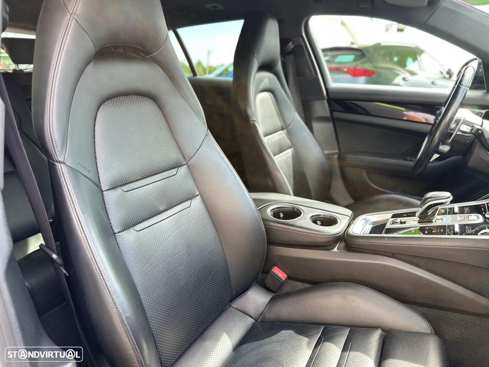 Porsche Panamera Sport Turismo - 14