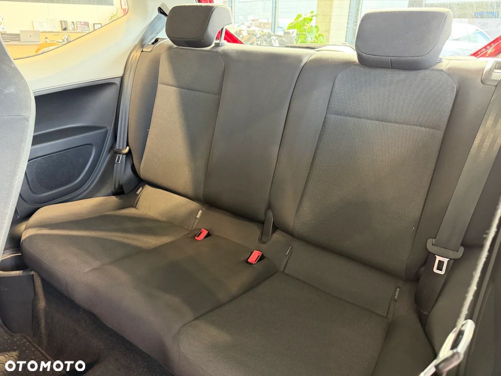 Volkswagen up! BlueMotion Technology colour fortana red - 14