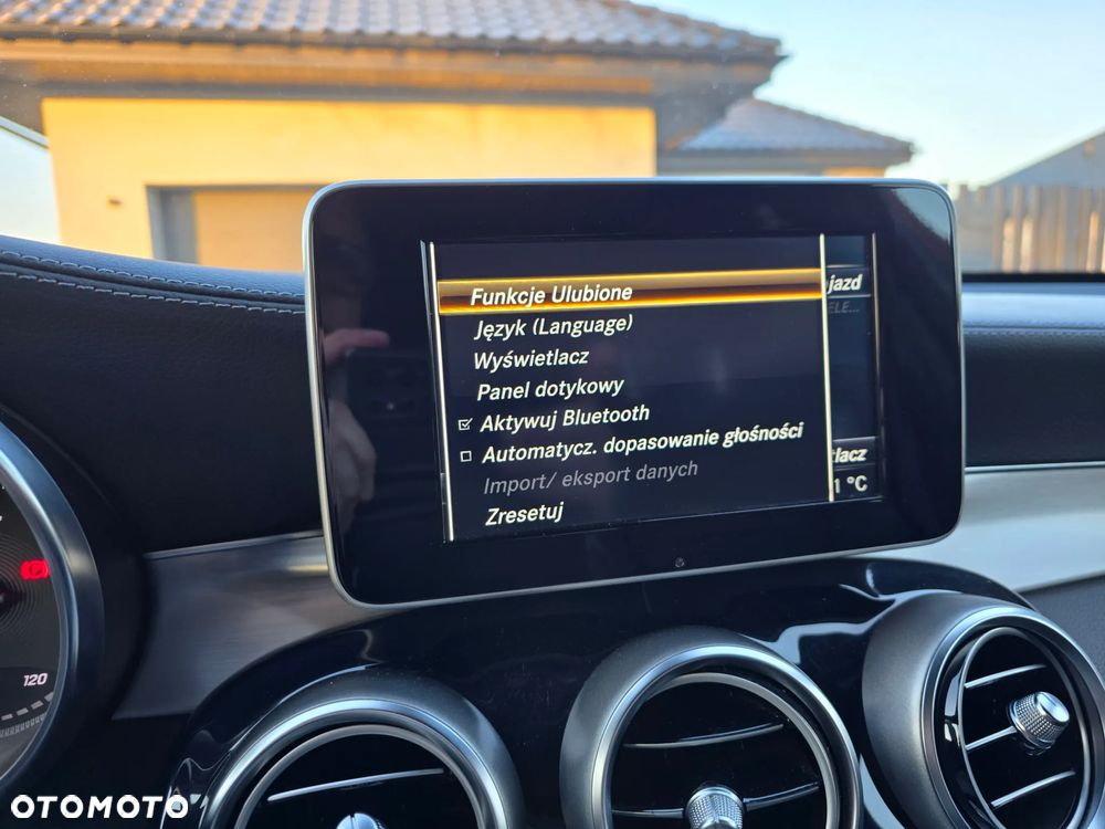 Mercedes-Benz GLC - 40