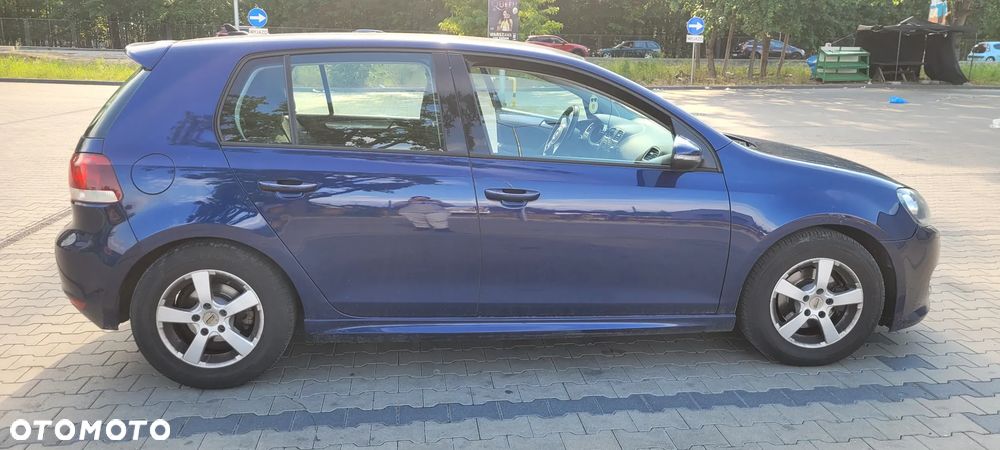 Volkswagen Golf 1.6 TDI BlueMot Comfortline - 4