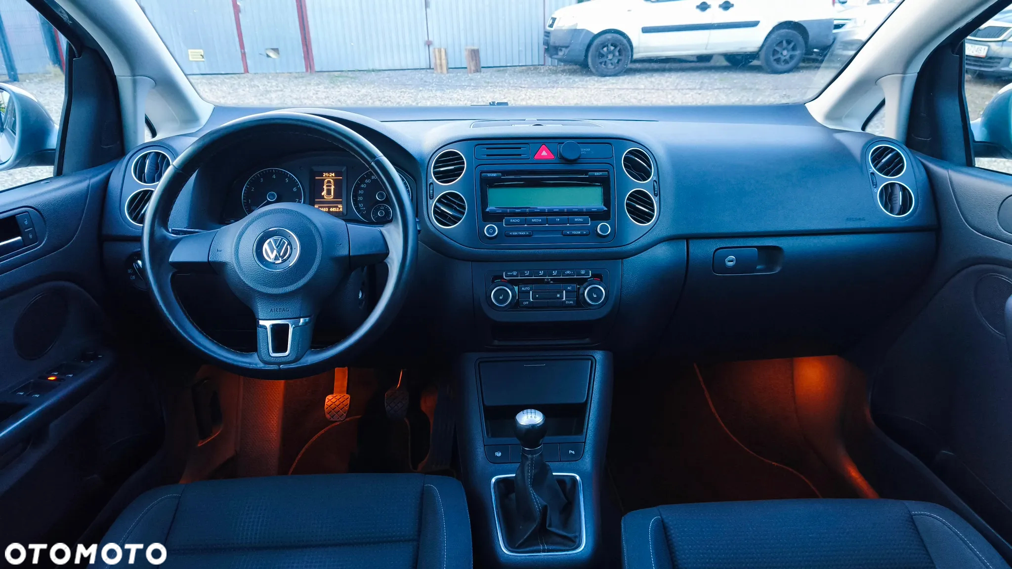 Volkswagen Golf Plus 1.2 TSI MATCH - 20