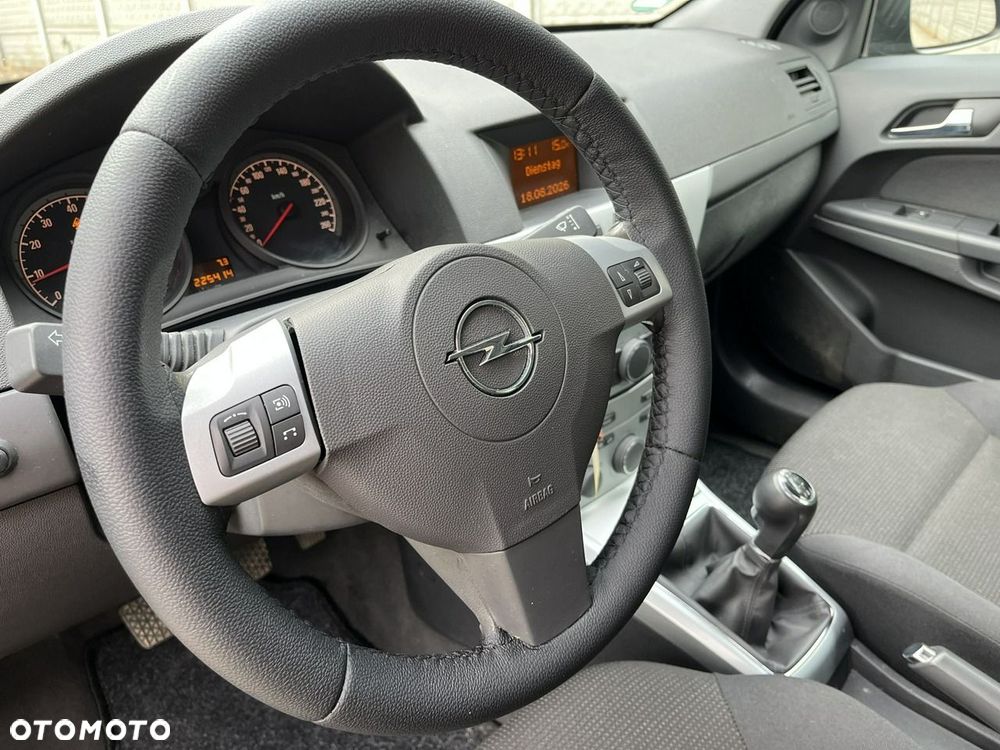 Opel Astra - 15