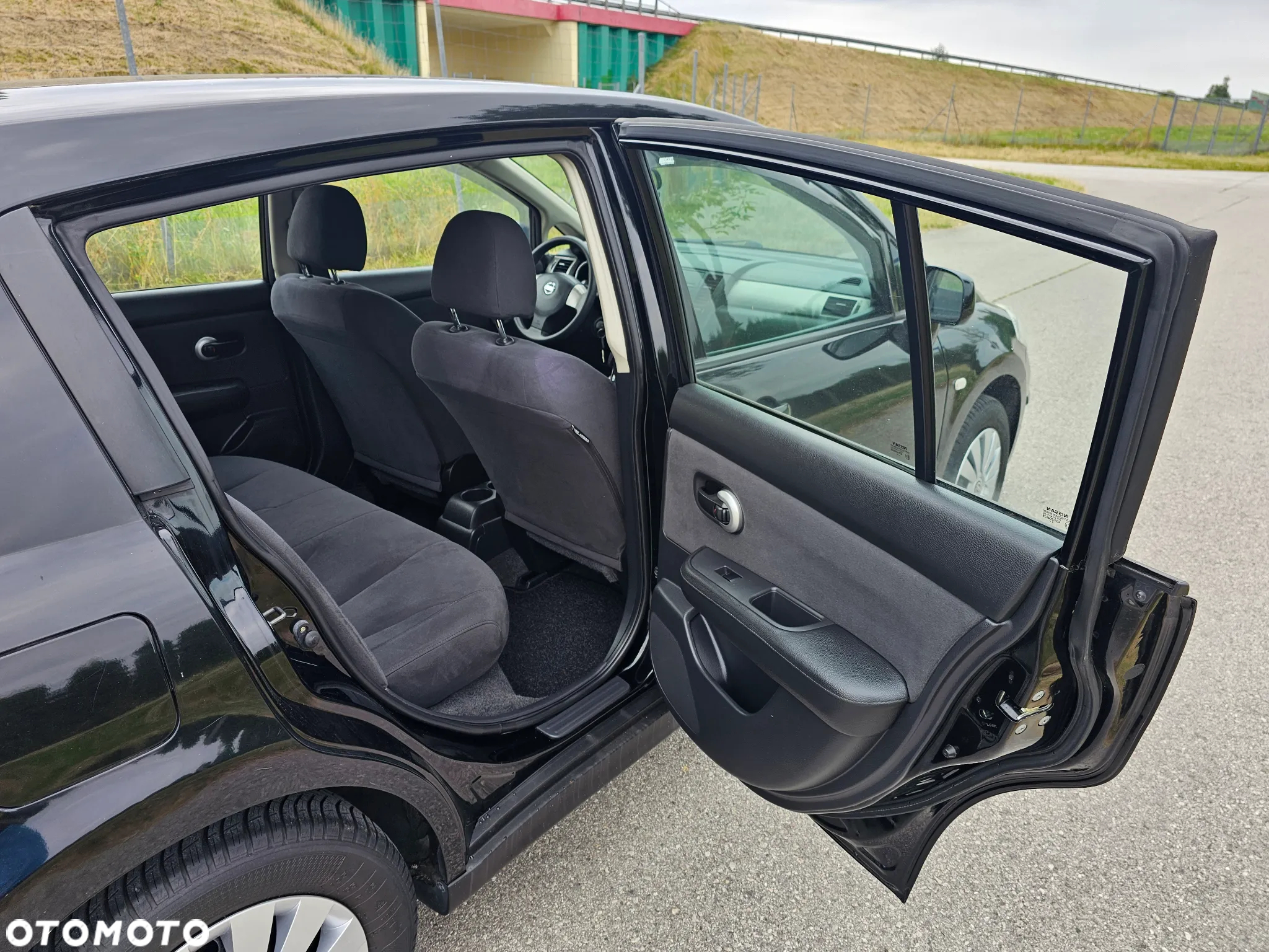 Nissan Tiida 1.6 Acenta - 14