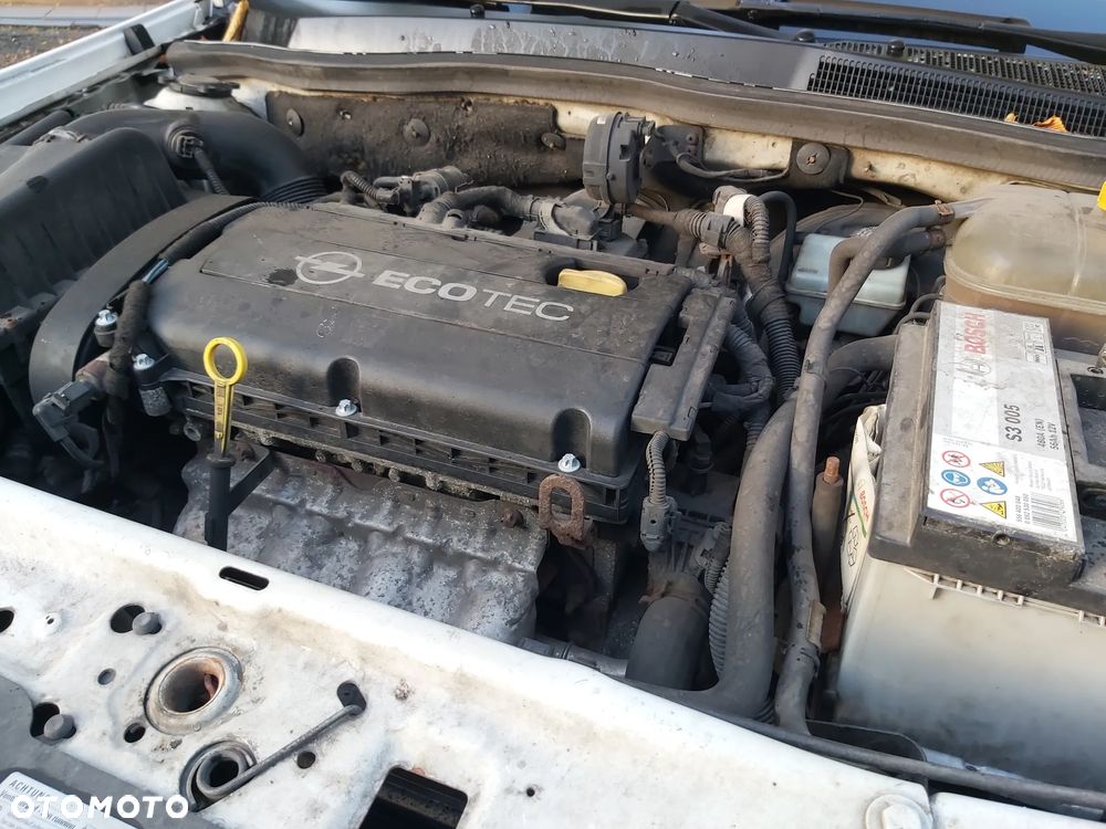 Opel Astra III 1.6 Enjoy - 16