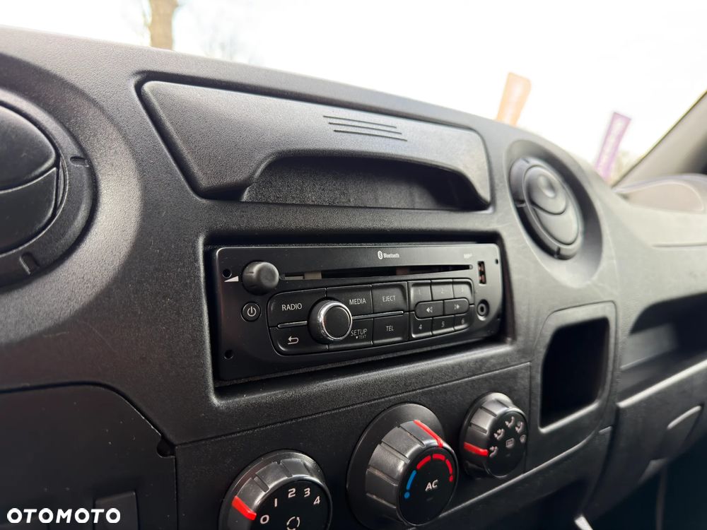 Opel Movano 2.3 Diesel Klimatyzacja 3 Osobowy - 16