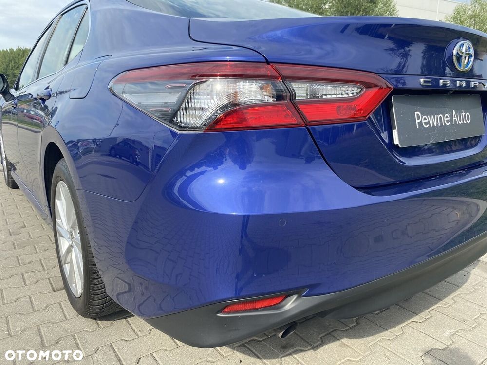 Toyota Camry 2.5 Hybrid Comfort CVT - 28