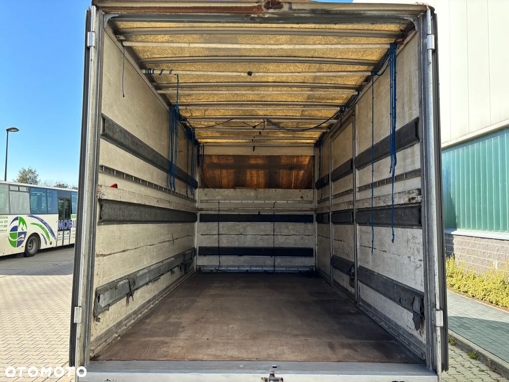 Mercedes-Benz Sprinter - 17