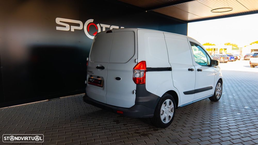 Ford Tourneo Courier 1.5 TDCi Ambiente - 7