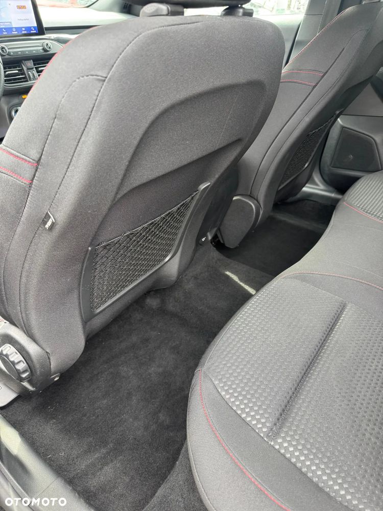 Ford Focus 1.0 EcoBoost ST-Line ASS PowerShift - 24