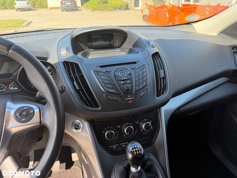 Ford Kuga - 26