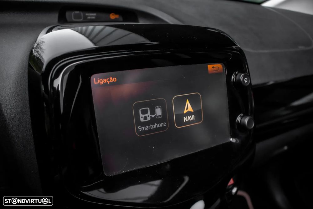 Peugeot 108 1.2 PureTech Top! Roland Garros - 36