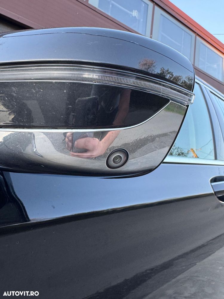 BMW Seria 7 740Ld xDrive - 29