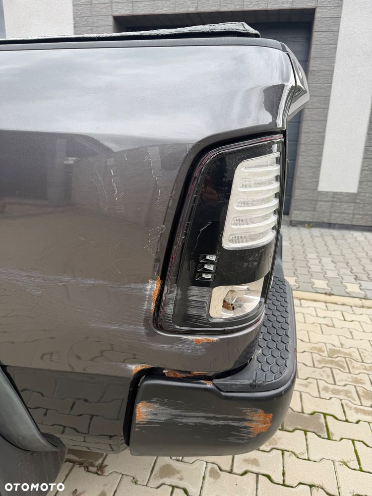 Dodge RAM 5.7 4x4 - 10