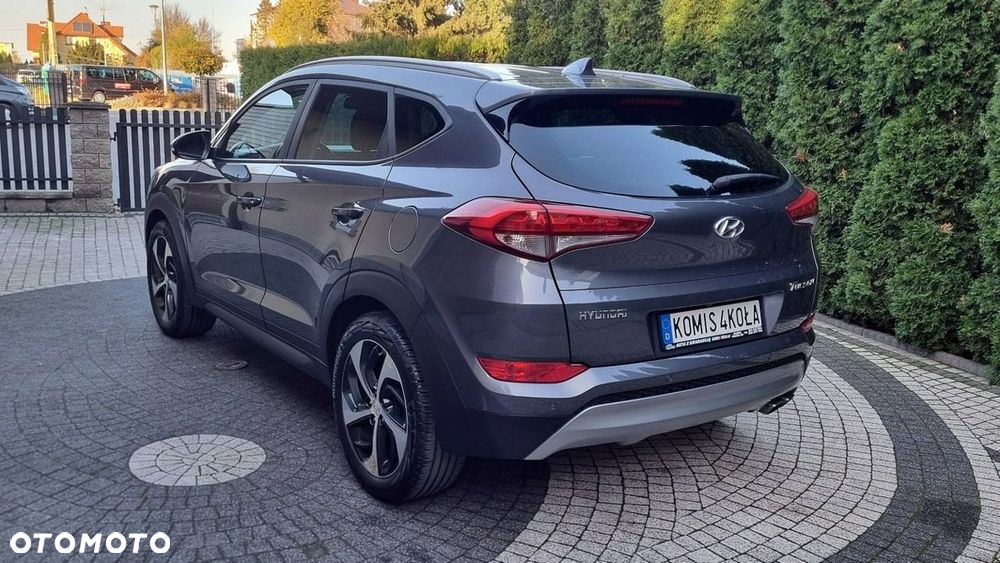 Hyundai Tucson - 4