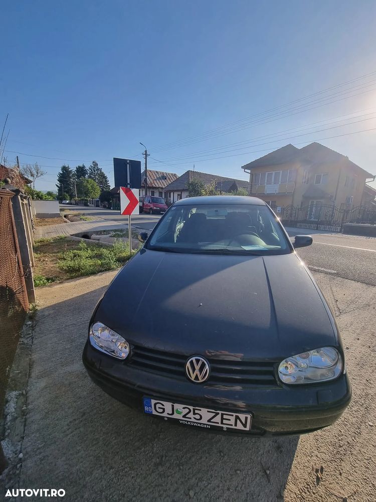 Volkswagen Golf 1.4 Comfortline - 12