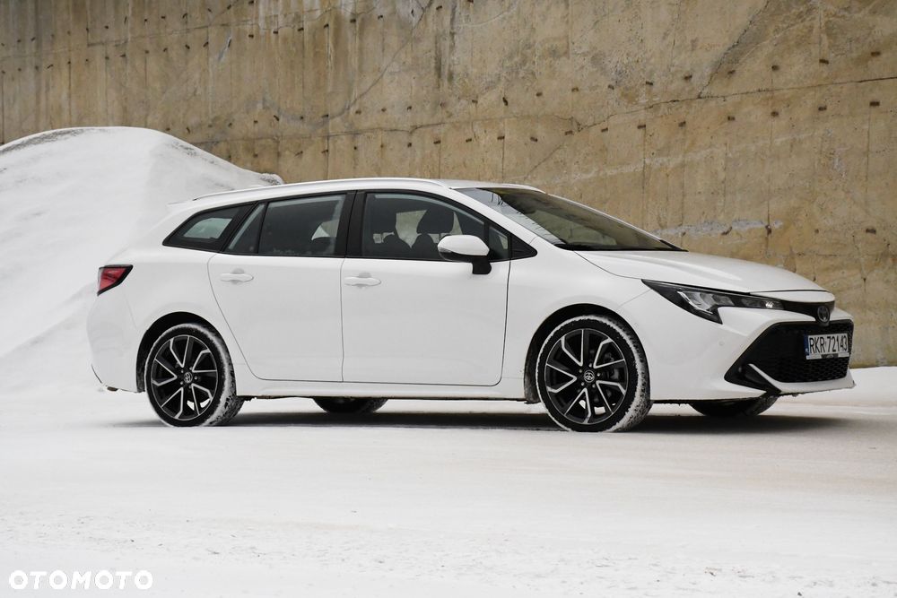 Toyota Corolla 1.8 Business Edition - 15