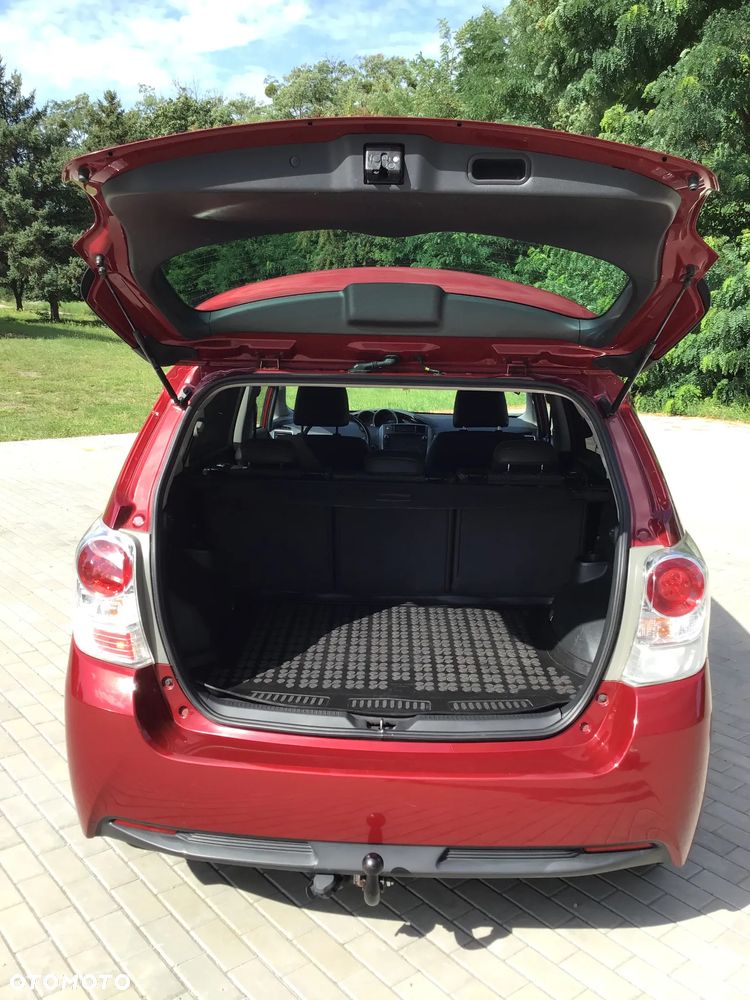 Toyota Verso 1.8 Premium MS EU6 - 11
