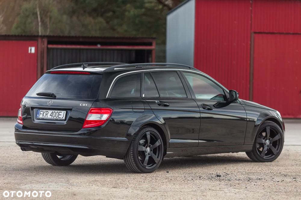 Mercedes-Benz Klasa C 200 CDI DPF Automatik Elegance - 16