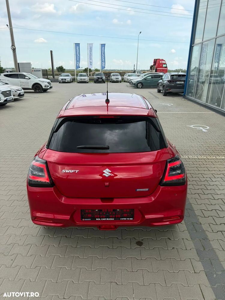 Suzuki Swift 1.2 Dualjet 12V CVT MHEV Passion - 5
