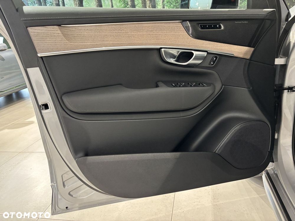 Volvo XC 90 - 16