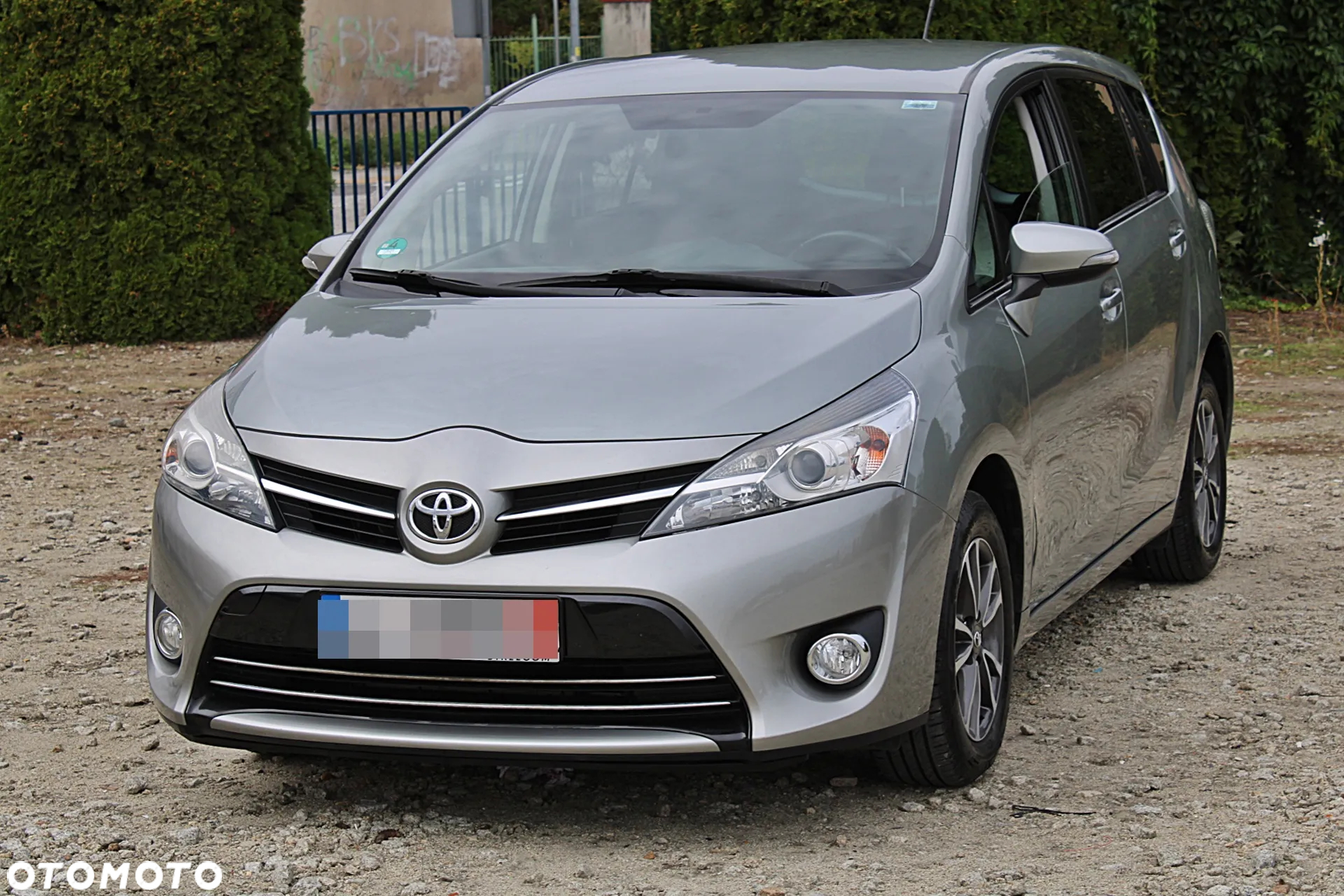 Toyota Verso - 5