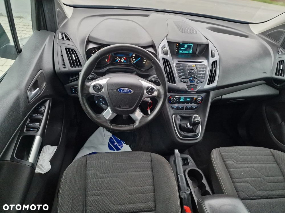 Ford Tourneo Connect 1.5 TDCi Start-Stop Titanium - 22