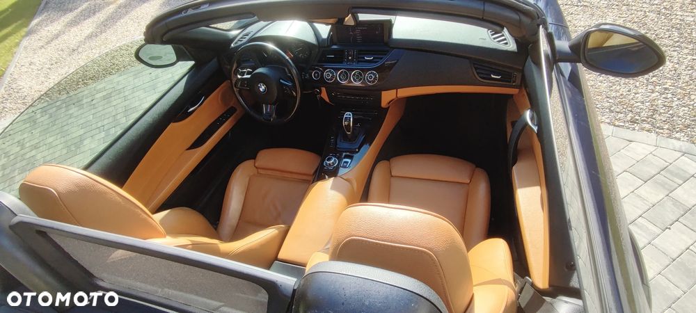 BMW Z4 sDrive20i - 18