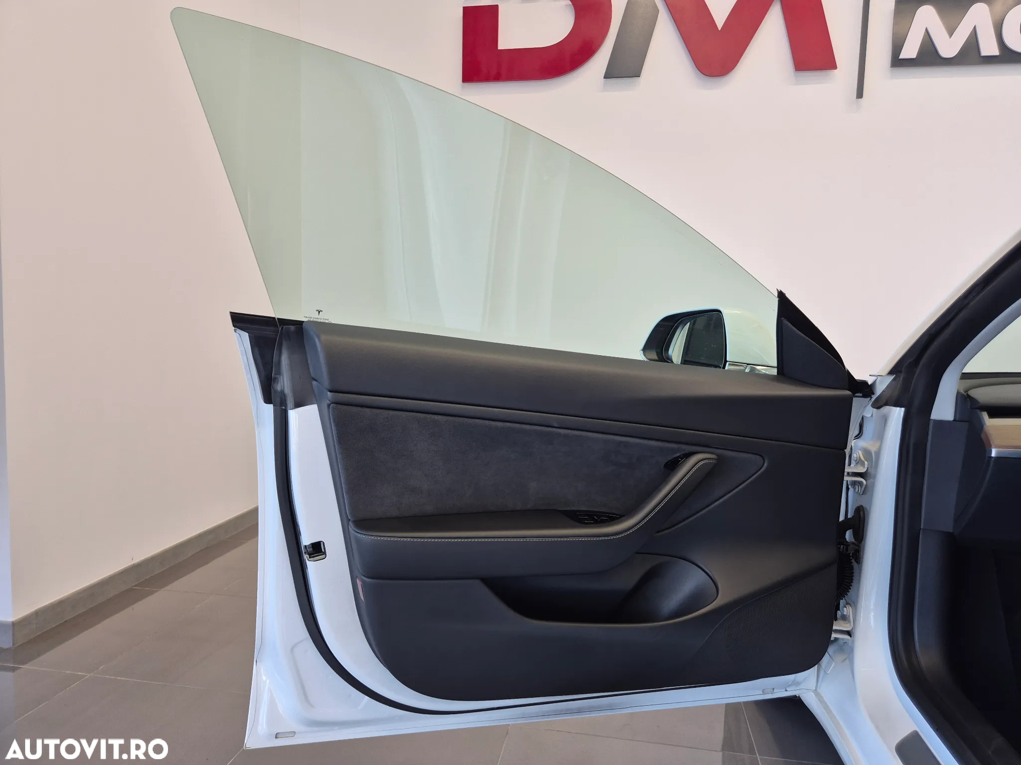 Tesla Model 3 Langstreckenbatterie Allradantrieb Dual Motor - 8