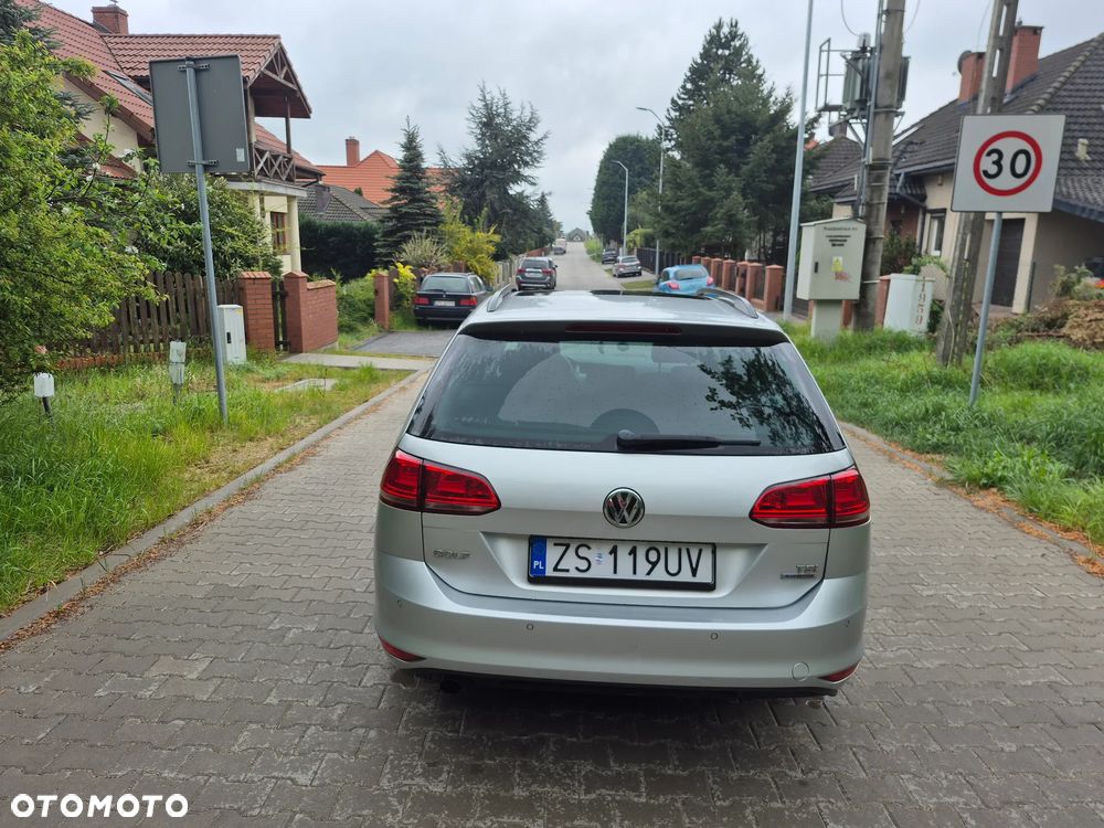 Volkswagen Golf 1.2 TSI BlueMotion Technology DSG Comfortline - 10