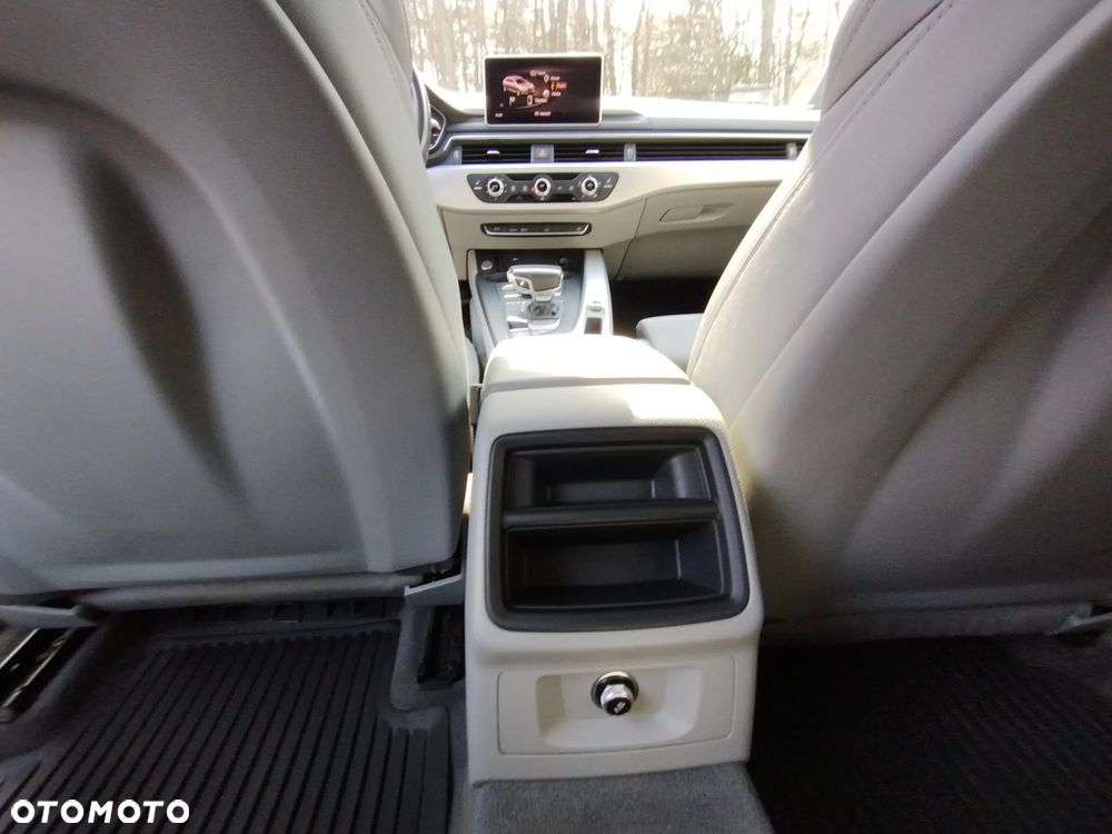 Audi A4 Avant 40 TDI Quattro S Line S tronic - 25