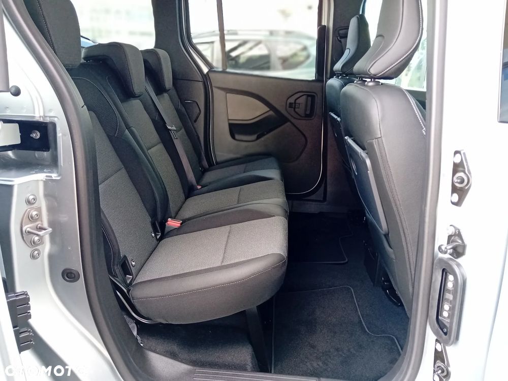 Renault Kangoo 1.3 TCe Techno EDC - 25