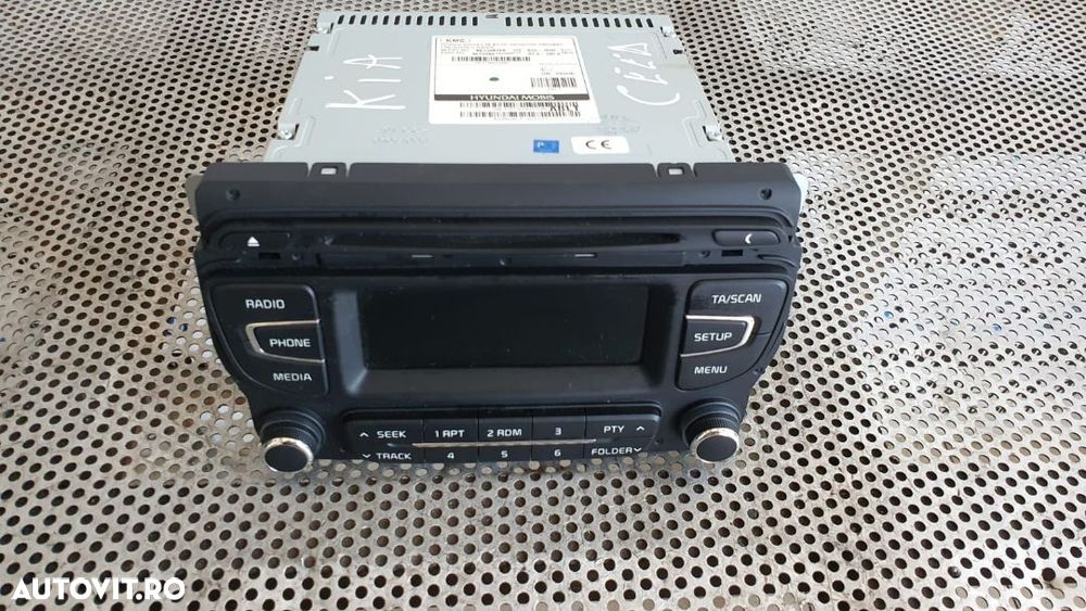 Radio Cd Kia Ceed An 2012-2016 Testat Dezmembrez Kia Ceed An 2012-2016 - 3