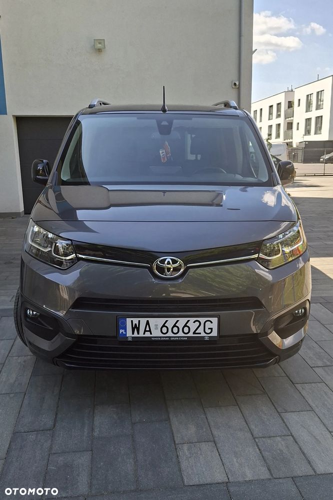 Toyota Proace City Verso Long 1.2 D-4T Business - 4
