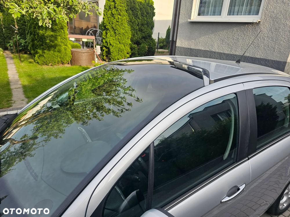 Citroën C3 1.4 VTi Exclusive MAP - 25