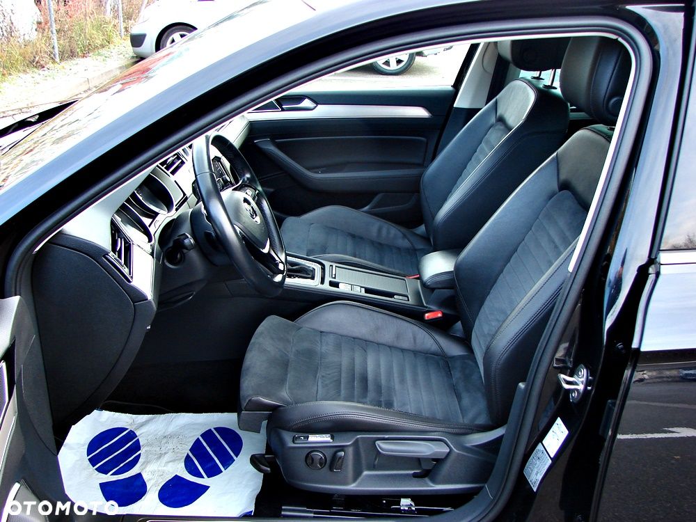 Volkswagen Passat Variant 2.0 TDI SCR DSG Highline - 5
