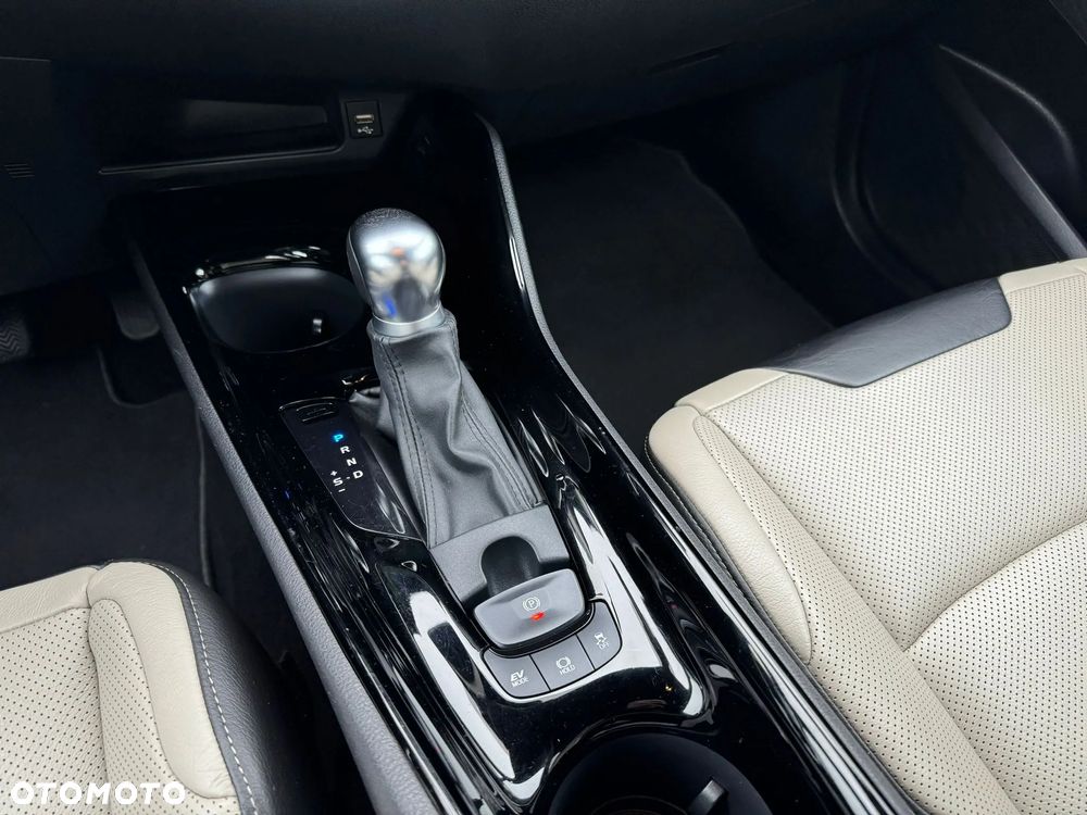 Toyota C-HR 2.0 Hybrid Premiere Edition - 8