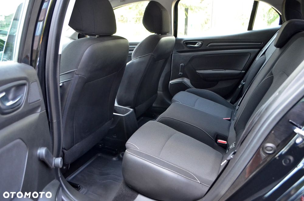 Renault Megane 1.6 SCe Business - 17