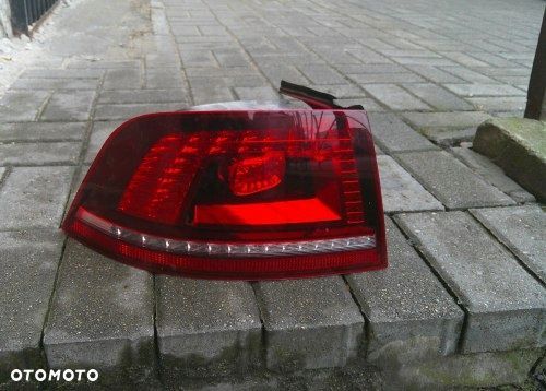 VW PHAETON 3D0 LIFT 09-13 LAMPA TYLNA LEWA LED EUROPA CIEMNA - 1