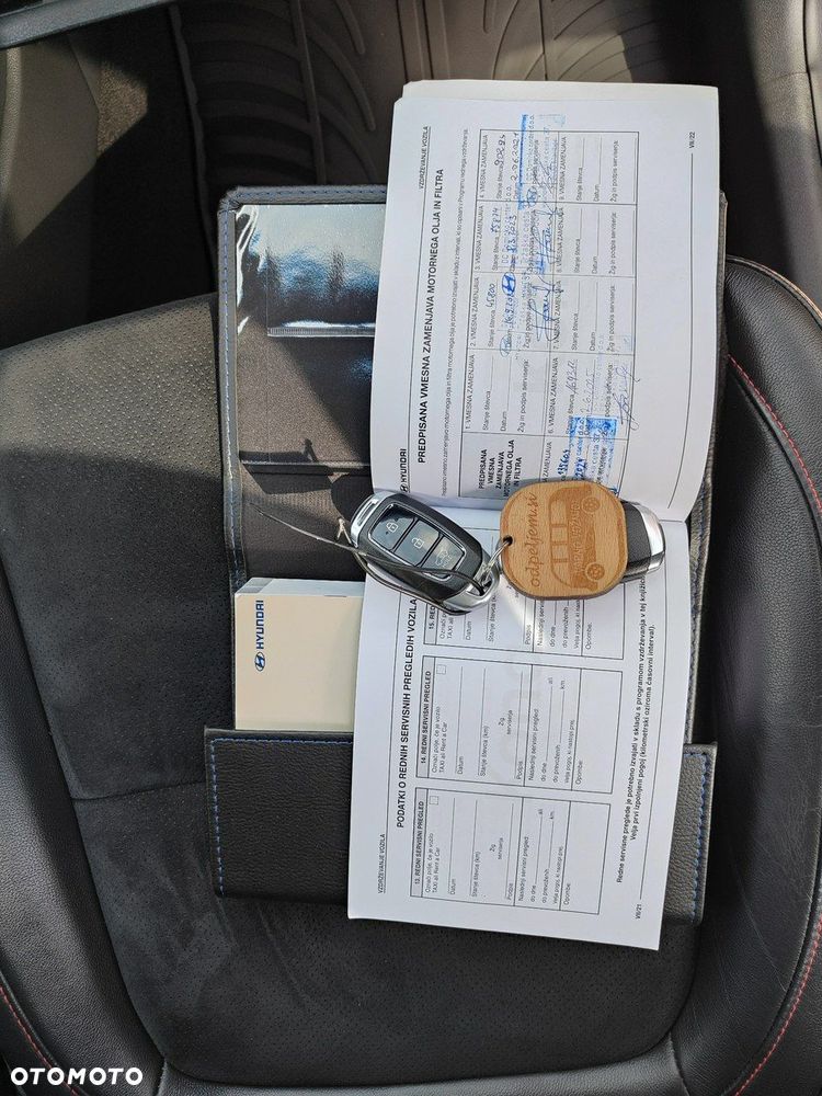 Hyundai Kona - 10