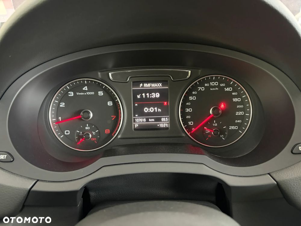 Audi Q3 1.4 TFSI Sport S tronic - 12