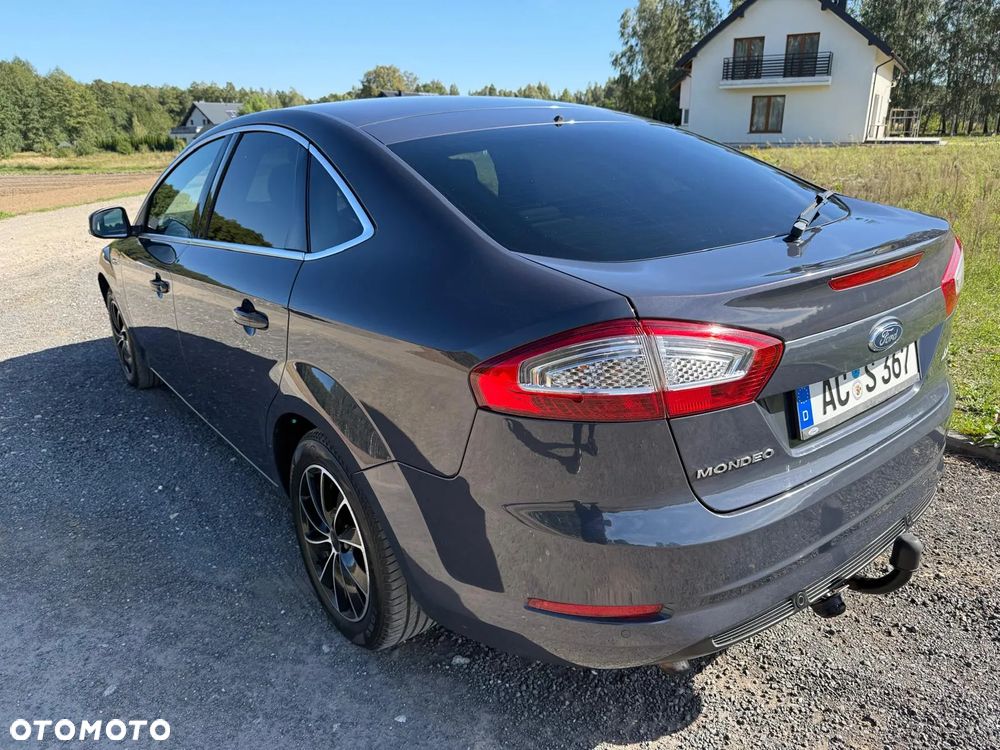 Ford Mondeo 2.0 TDCI Champions Edition - 11