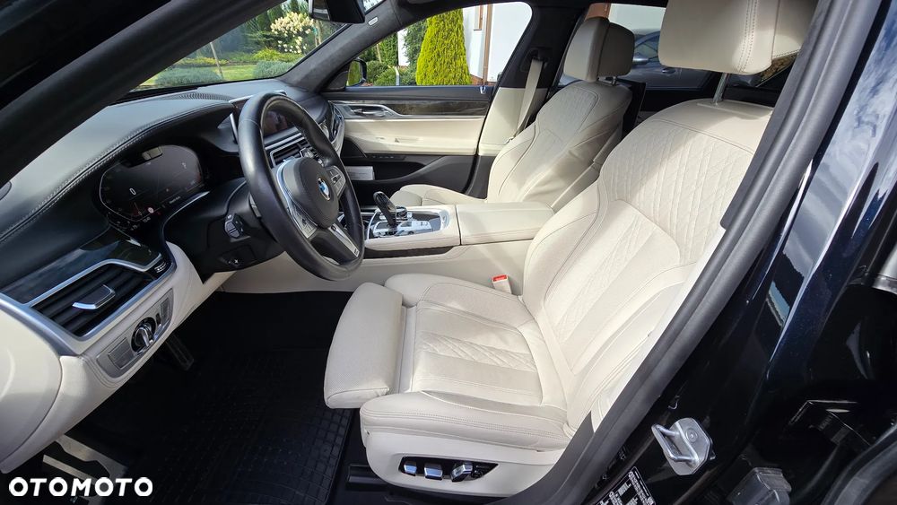 BMW Seria 7 750Ld xDrive - 13