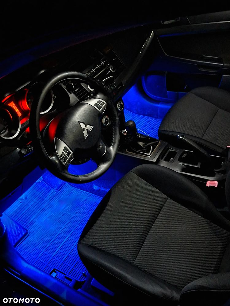 Mitsubishi Lancer 2.0 DI-D Invite - 30