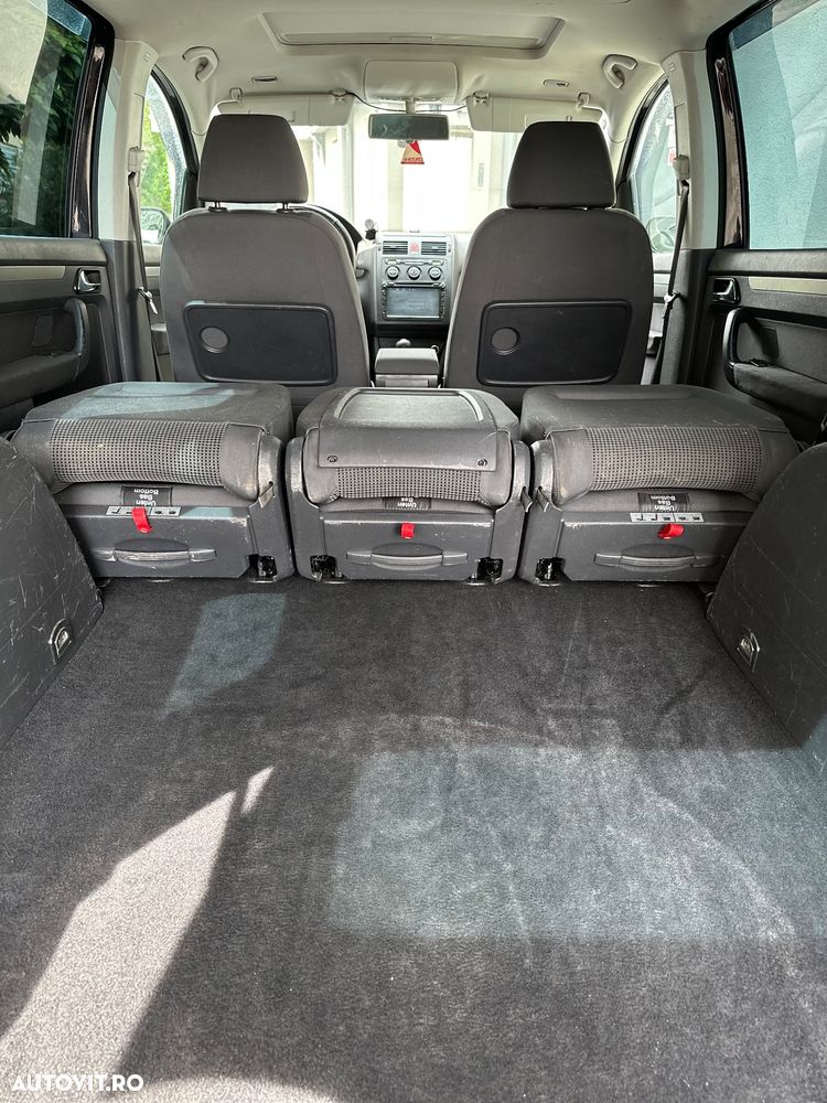 Volkswagen Touran 1.9 TDI Highline - 5